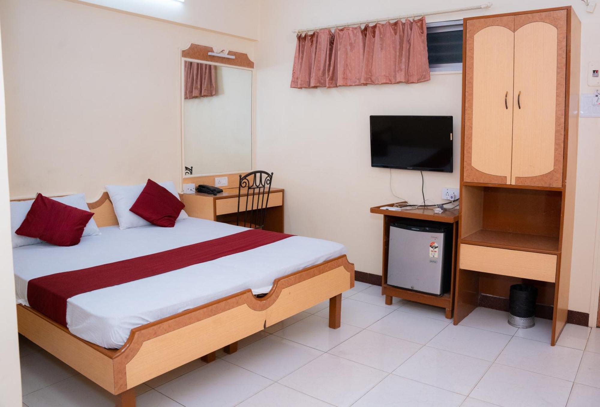 Saigal Guest House มุมไบ ภายนอก รูปภาพ