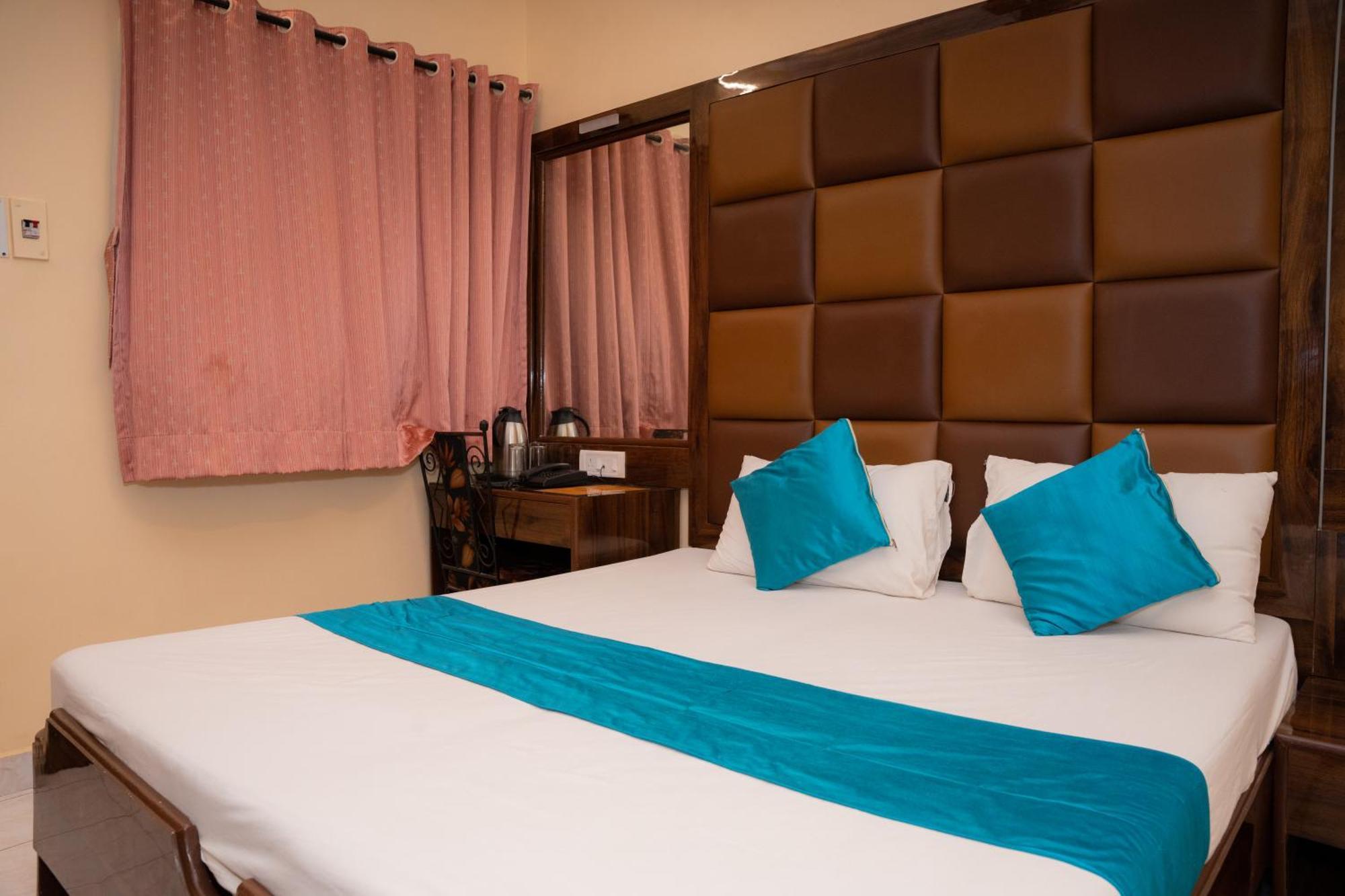 Saigal Guest House มุมไบ ภายนอก รูปภาพ